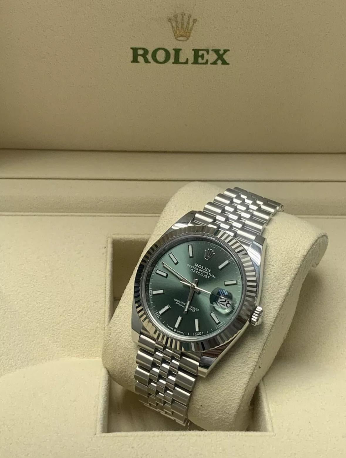 126334 41mm Datejust Jubilee Green Stick Dial Brand New 2024 Complete Set $15,250