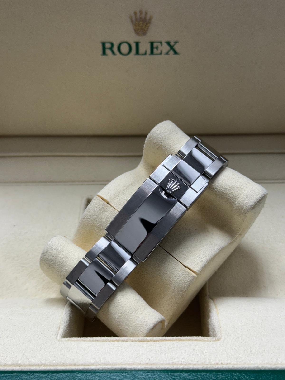 126710GRNR 40mm Oyster GMT ‘Bruce Wayne’ Brand New 2025 Complete Set $18,999