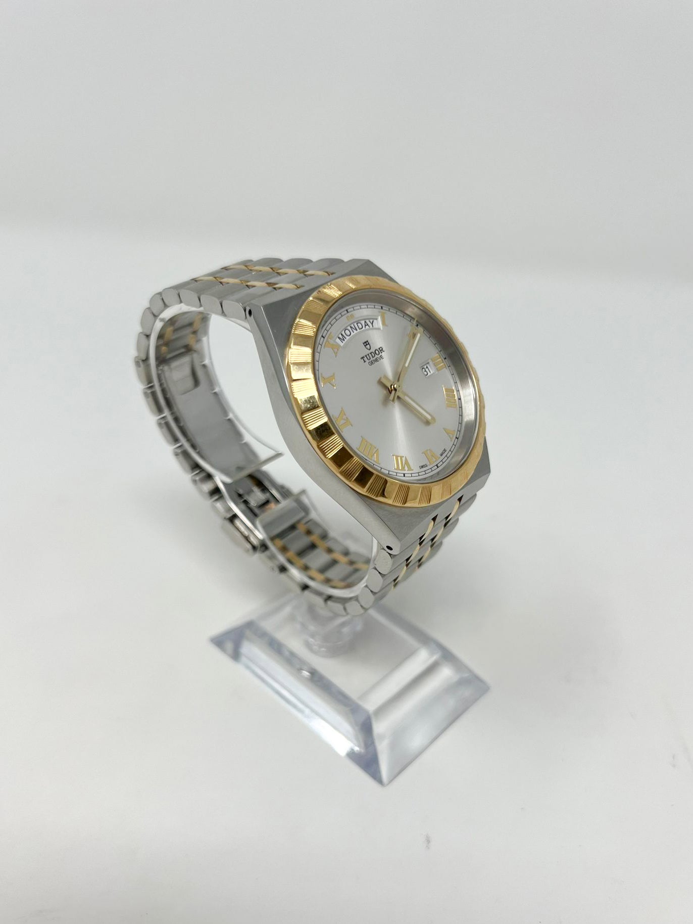 Tudor Royal Stainless Steel 41 MM - Stainless Steel and Yellow Gold Bracelet - Yellow Gold Bezel - Silver Dial - 28603-0001