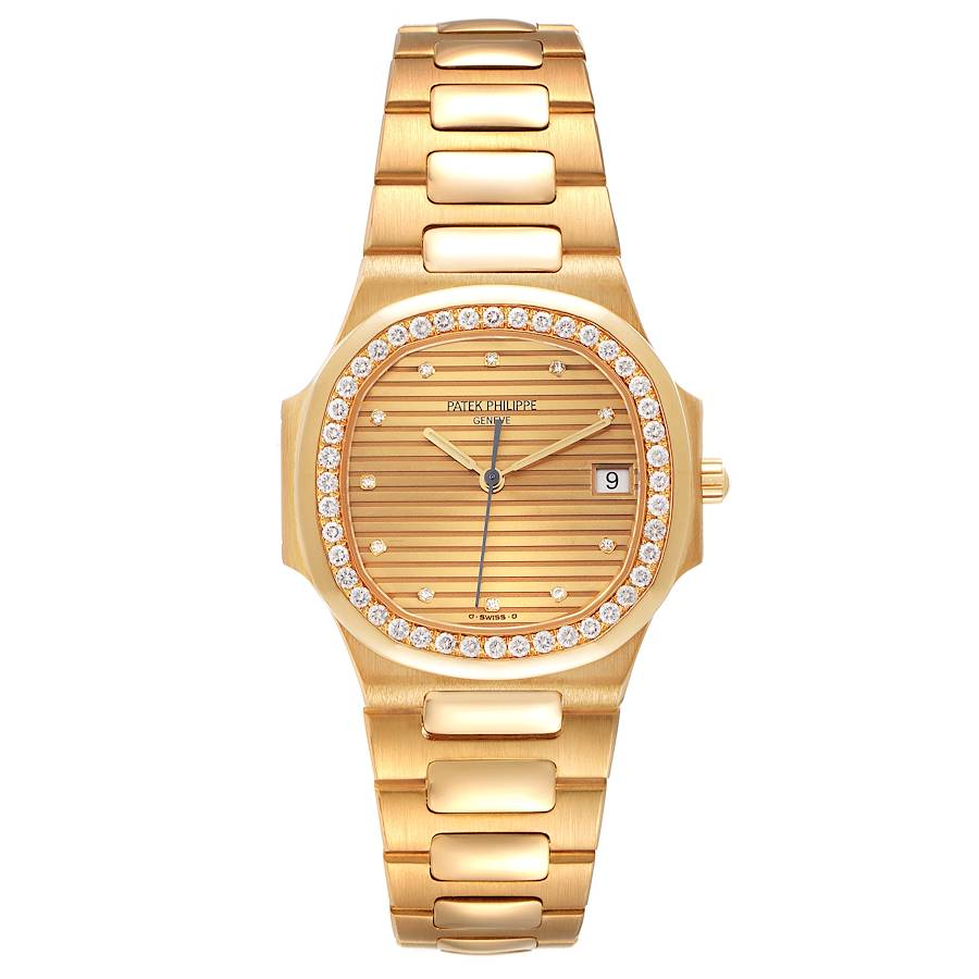 Patek Philippe Nautilus - 32 x 32 MM - Yellow Gold - 3900/3J