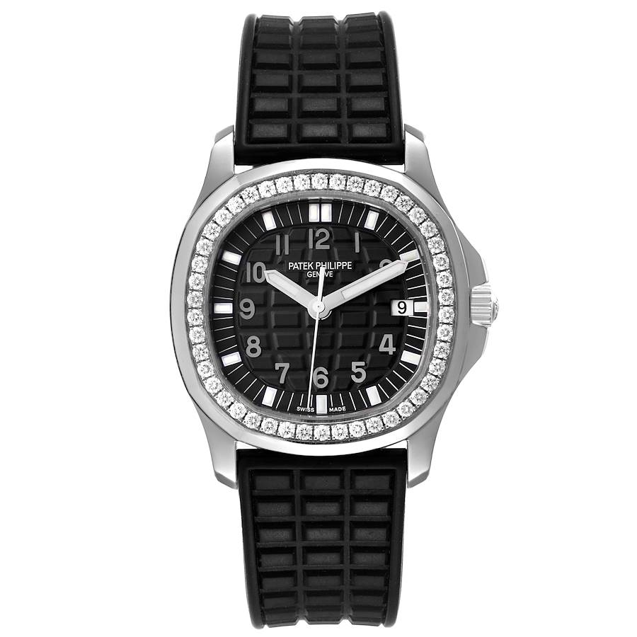 Patek Philippe Aquanaut - 35.6 x 35.6 MM - Steel - 5267/200A - 5067E