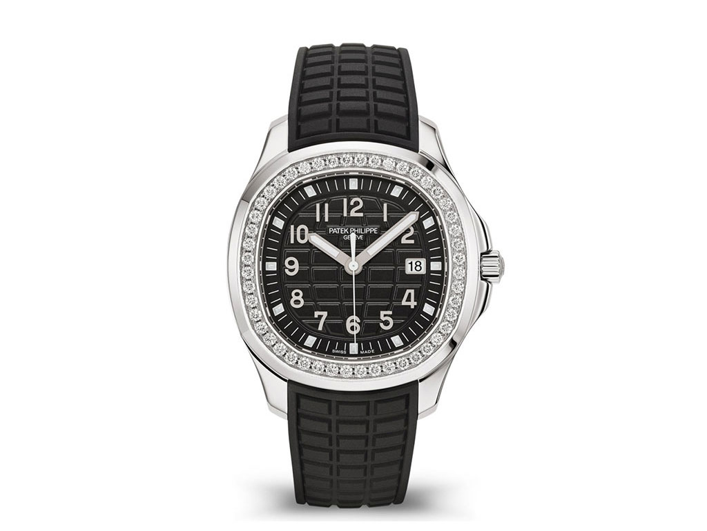 Patek Philippe Aquanaut - 38.8 MM -Stainless Steel - 5267/200A-001