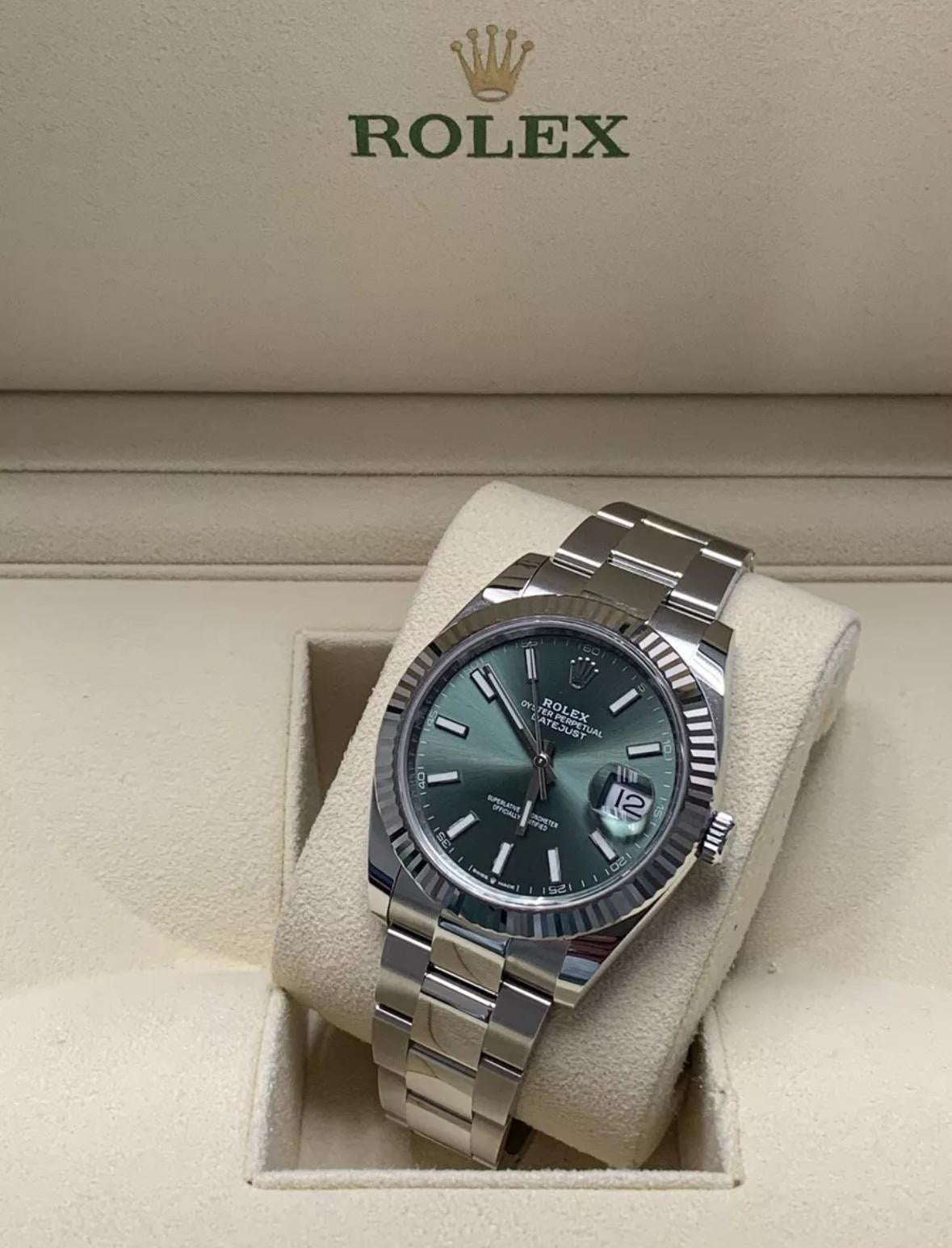 126334 41mm Datejust Oyster Green Stick Dial Brand New 2024 Complete Set $13,250