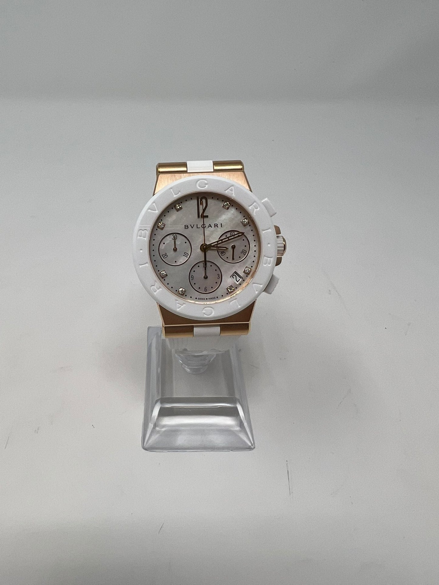 Bvlgari Diagono Chronograph - 37 MM - Rose Gold - Mother of Pearl Dial - 101994