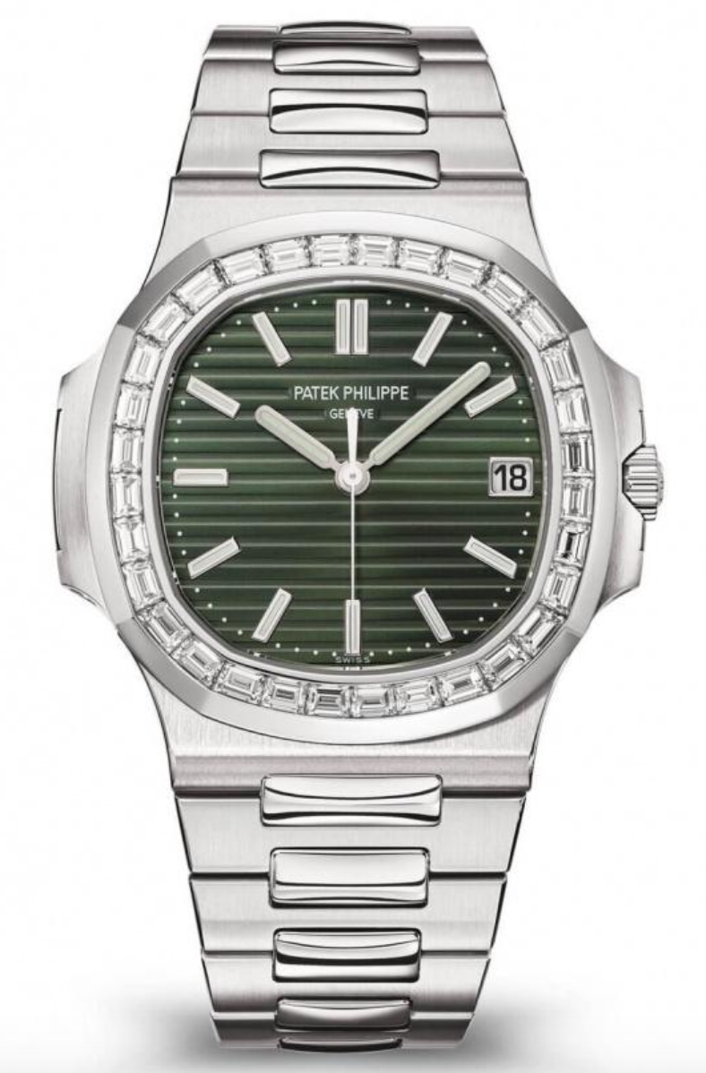 Patek Philippe Nautilus - 40 MM - Stainless Steel - 5711/1300A-001