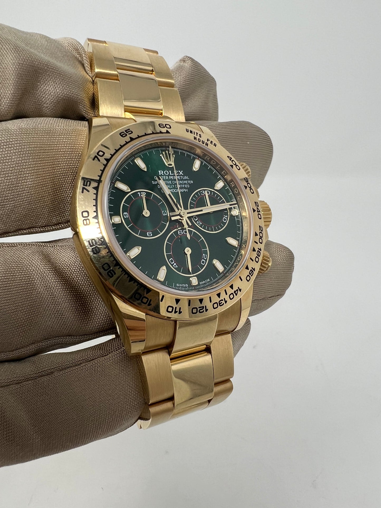 Rolex John Mayer Yellow Gold Daytona Watch - 40 MM - Oyster Bracelet - Green Dial - 116508 gri