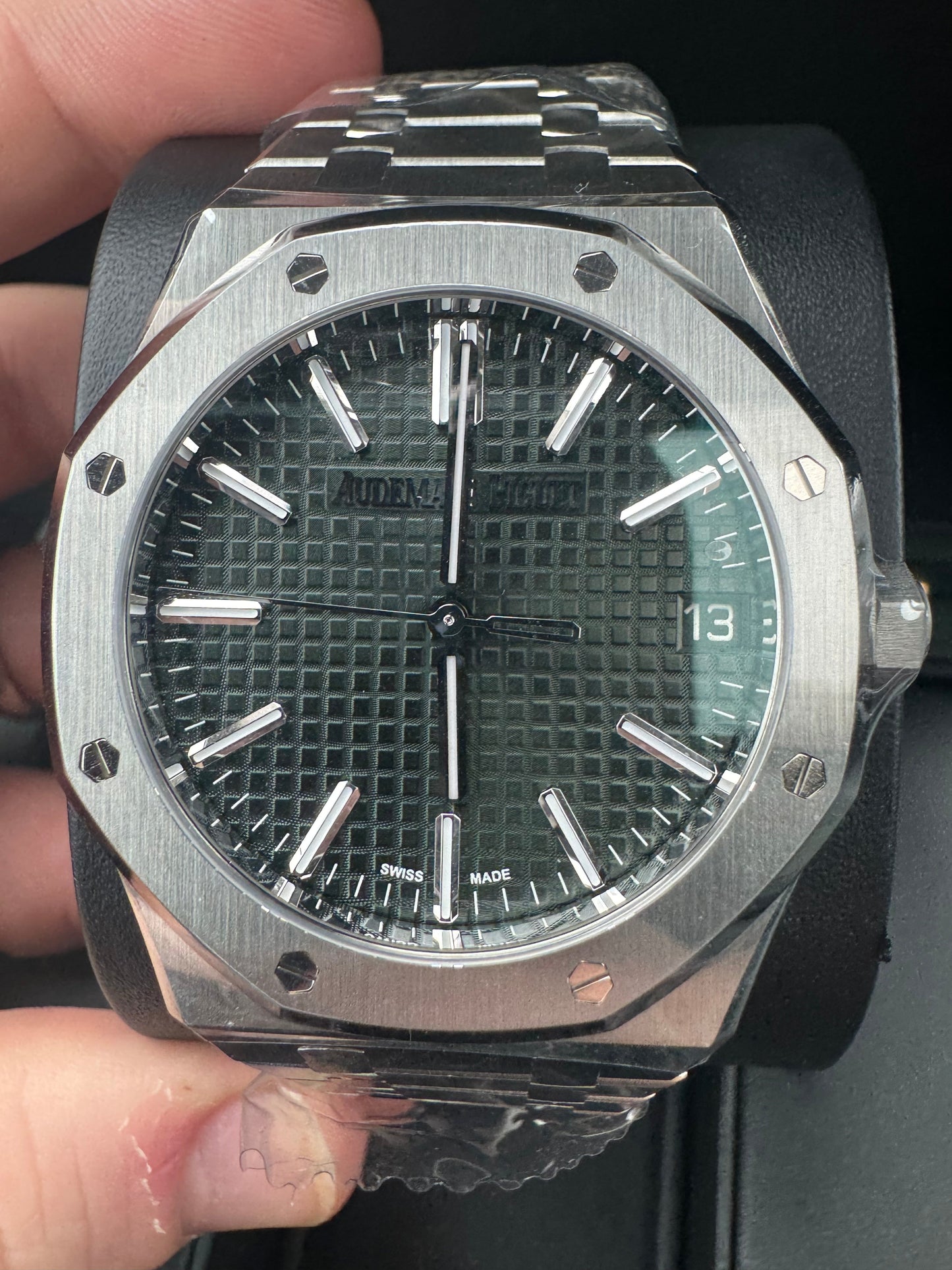 Audemars Piguet - Royal Oak - 41 MM - Steel - 15510ST.OO.1320ST.04