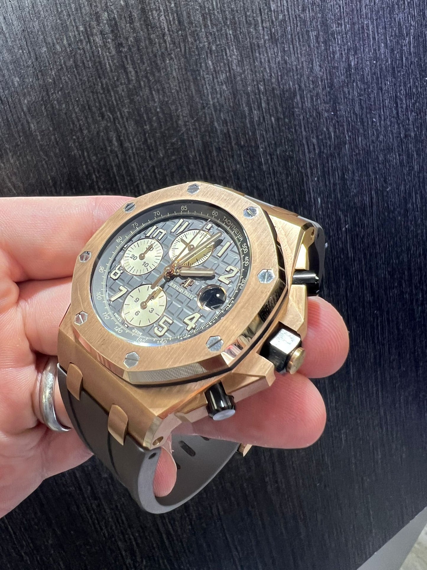 Audemars Piguet - Royal Oak - Chronograph - 42 MM - Rose Gold - 26470OR.OO.A125CR.01.A