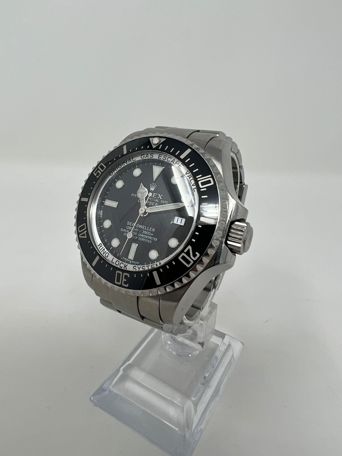 Rolex Stainless Steel Sea-Dweller Watch - 44 MM - Oyster Bracelet - Black Dial - 116660