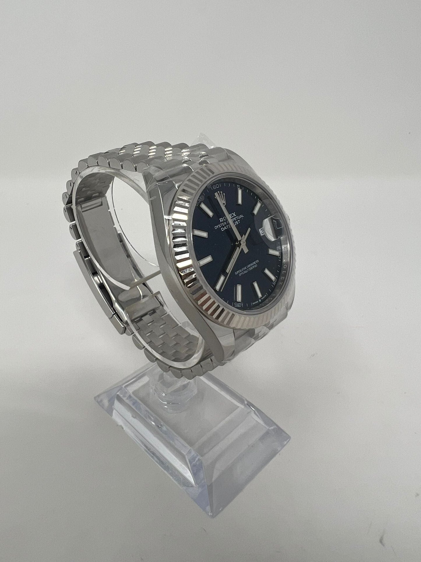 Rolex Stainless Steel and White Gold Datejust 41 Date Watch - 41 MM - Jubilee Bracelet - Fluted Bezel - Blue Dial - 126334 blij