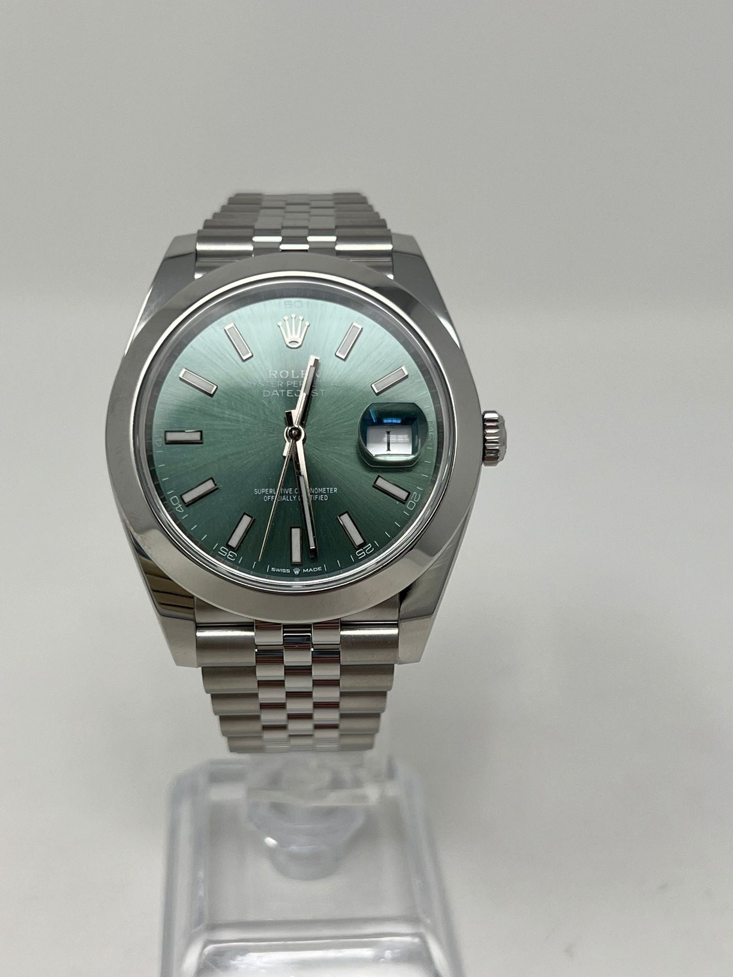 Rolex Stainless Steel Datejust 41 Date Watch - 41 MM - Jubilee Bracelet - Smooth Bezel - Mint Green Dial - 126300 mgij