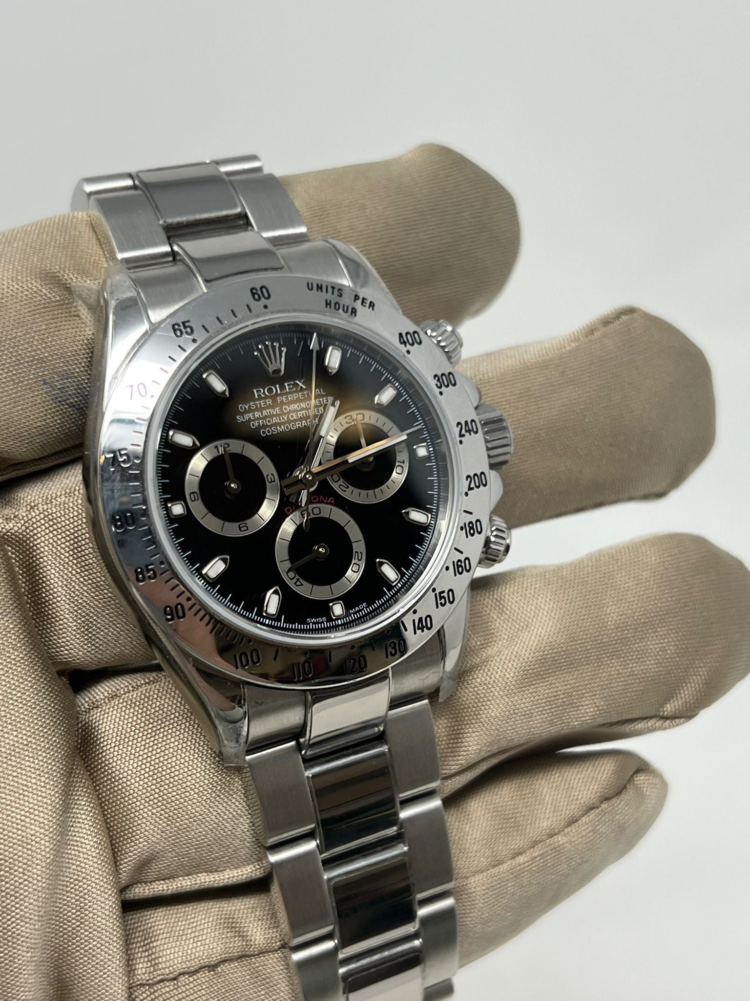 Rolex Oyster Perpetual Daytona Watch - 40 MM - Oyster Bracelet - Black Dial - 116520 blk