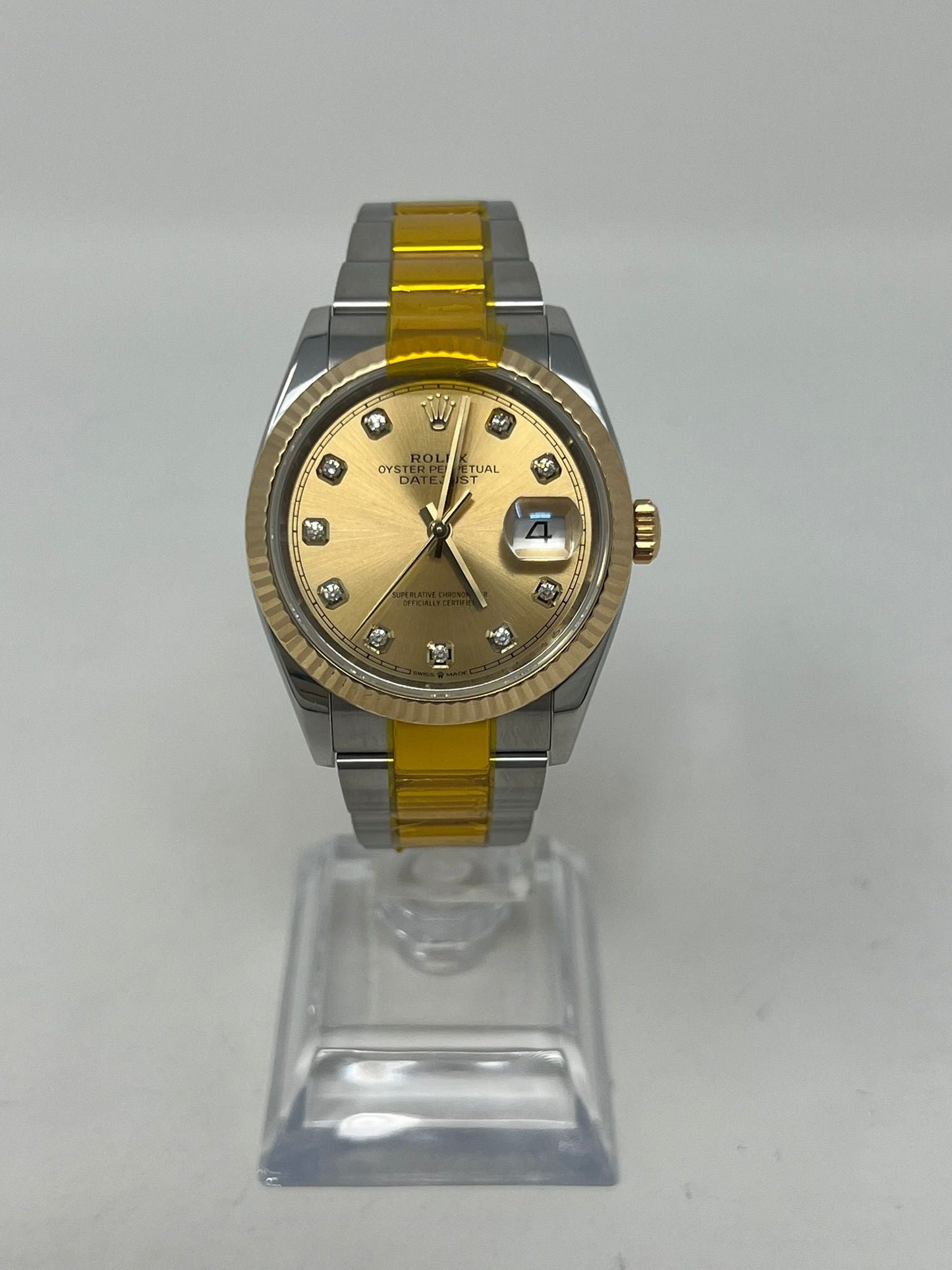 Rolex Stainless Steel And Yellow Gold Datejust - 36 MM - Oyster Bracelet - Fluted Bezel - Champagne Diamond Dial - 126233 chdo