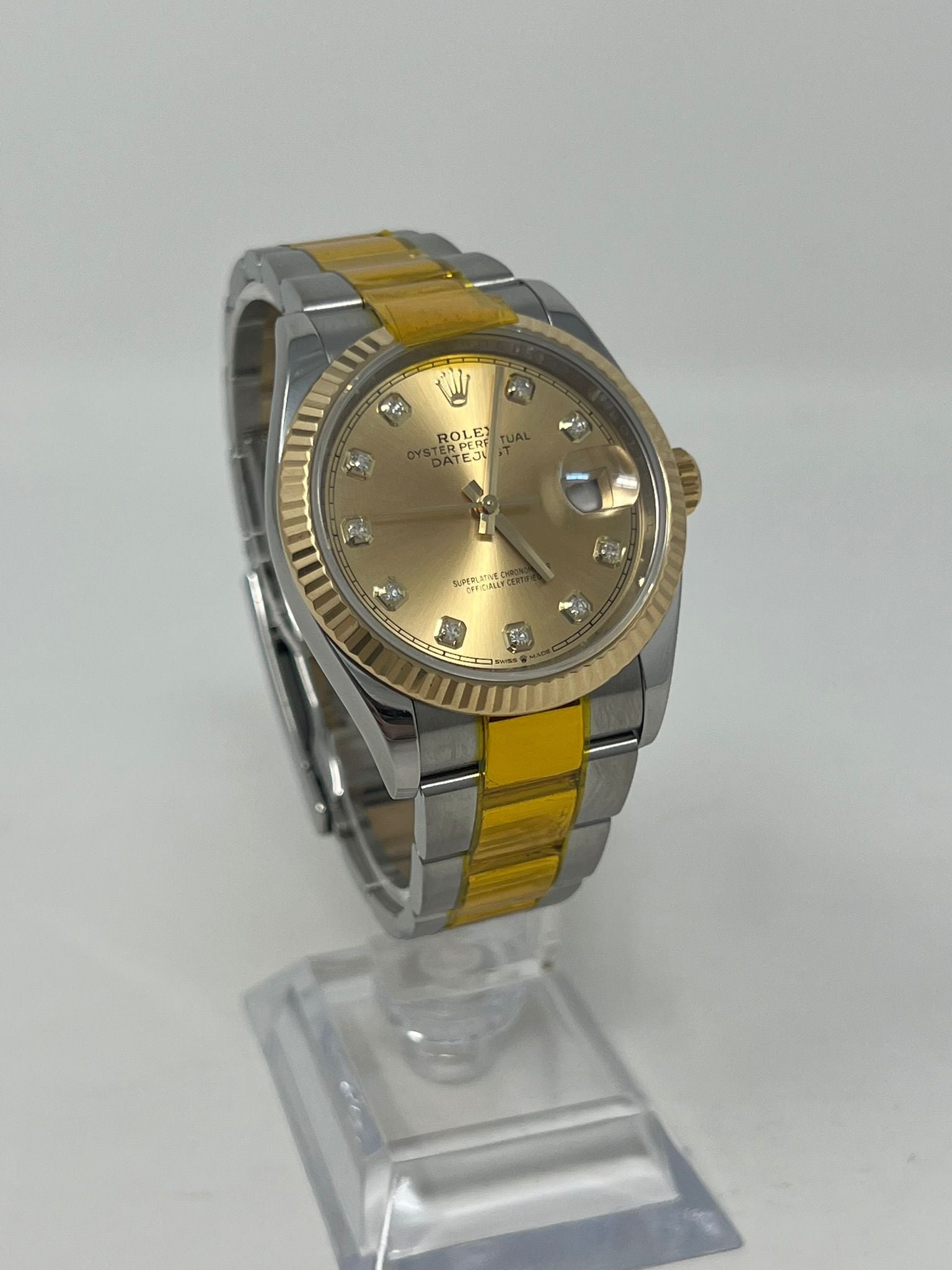 Rolex Stainless Steel And Yellow Gold Datejust - 36 MM - Oyster Bracelet - Fluted Bezel - Champagne Diamond Dial - 126233 chdo