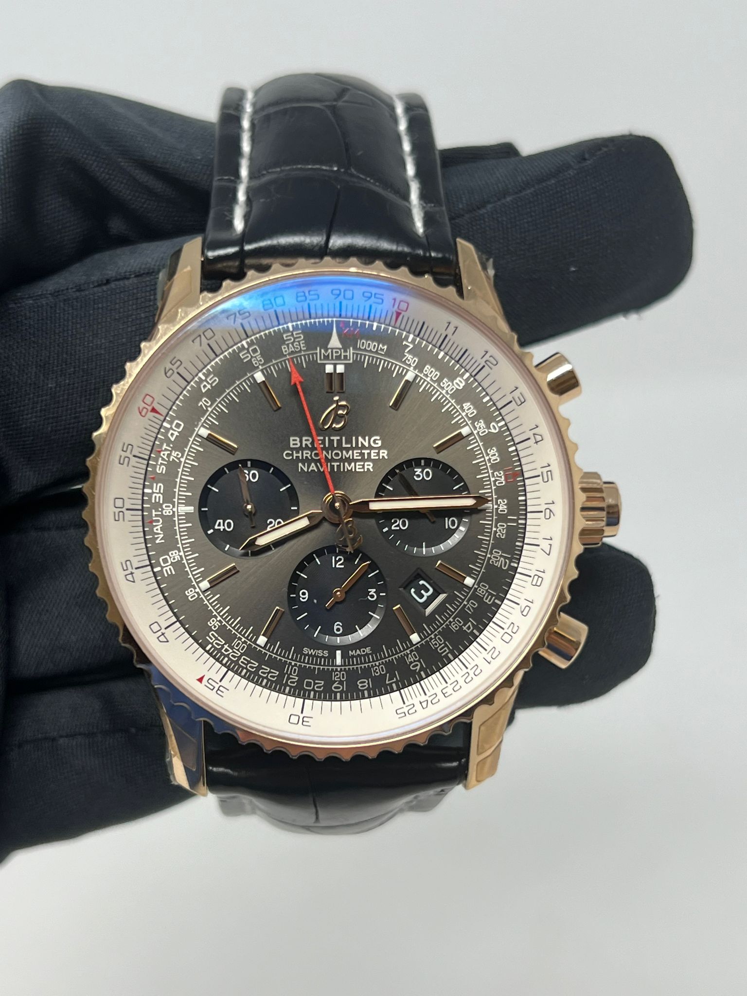 Breitling Navitimer B03 Chronograph Rattrapante 45 MM - Alligator leather strap - Anthracite dial - RB0311E61F1P1
