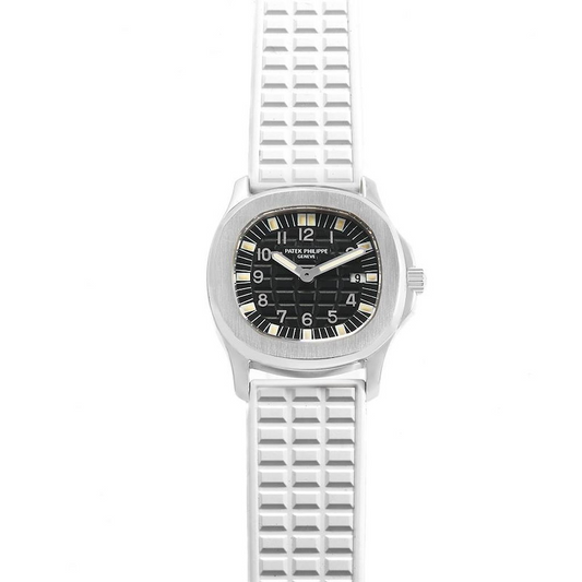 Patek Philippe Aquanaut -  30 x 30  MM - Steel - 4960A