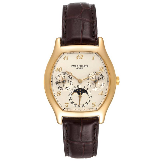 Patek Philippe Complications - Perpetual Calendar - 42 x 35.5 MM - Yellow Gold - 5040J