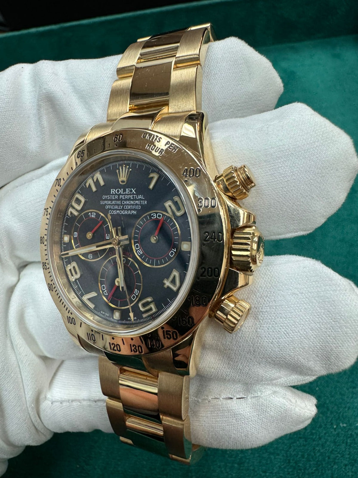 Rolex Daytona Chronograph - 40 MM - Yellow Gold - Blue Arabic Dial - 116528bla