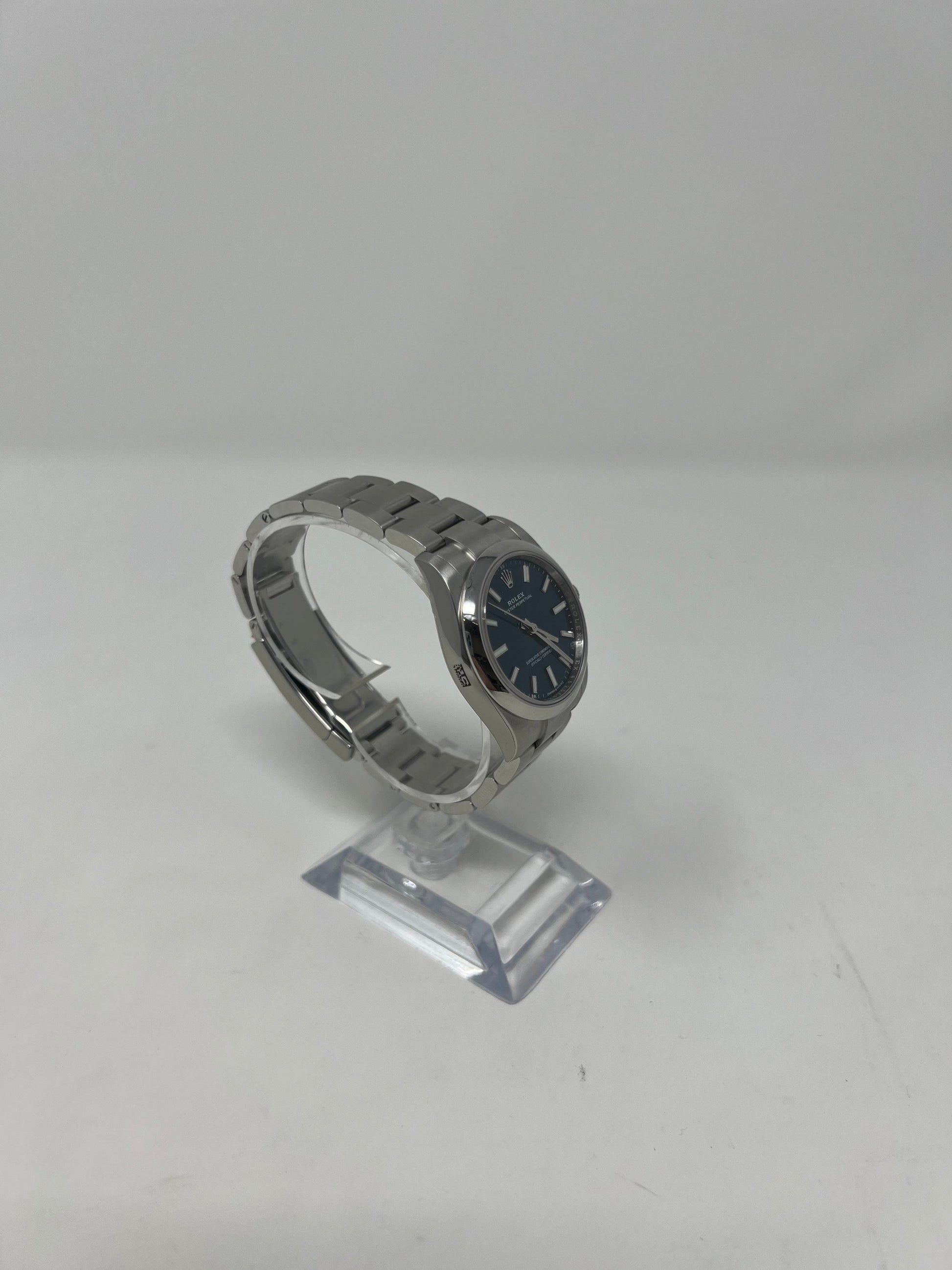 Rolex Stainless Steel Oyster Perpetual no date Watch - 34 MM - Oyster Bracelet - Blue Dial - 124200 bluio