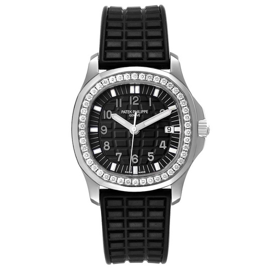 Patek Philippe Aquanaut -  35.6 x 35.6 MM - Steel - 5267/200A - 5067E